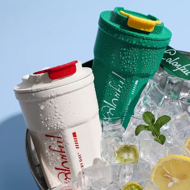 Drinkware - Botellas personalizables